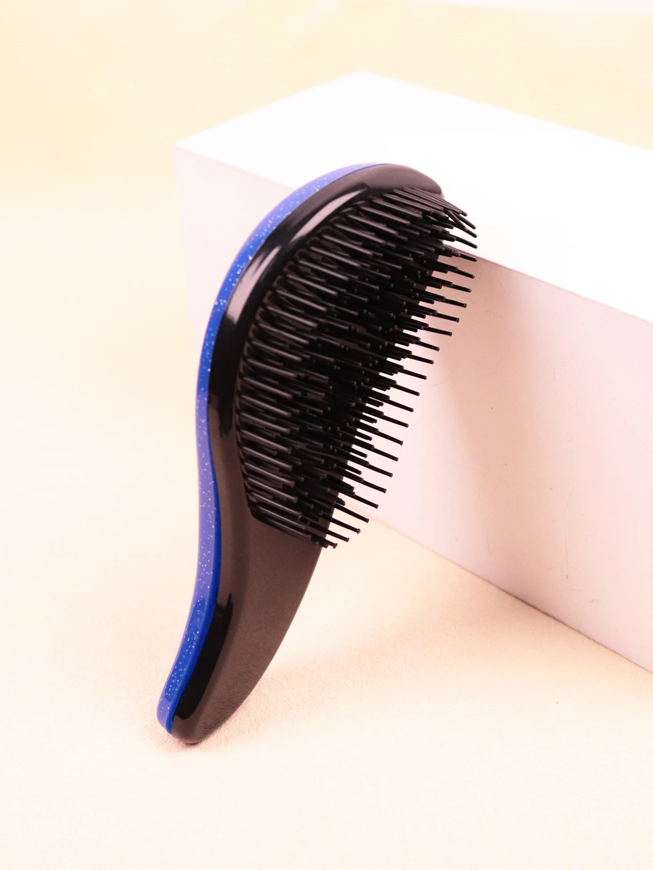 1Pc Detangling Hair Brush for Women and Men，Detangler Brush for Natural, Wet or Dry Hair，Special for real hair wigs
