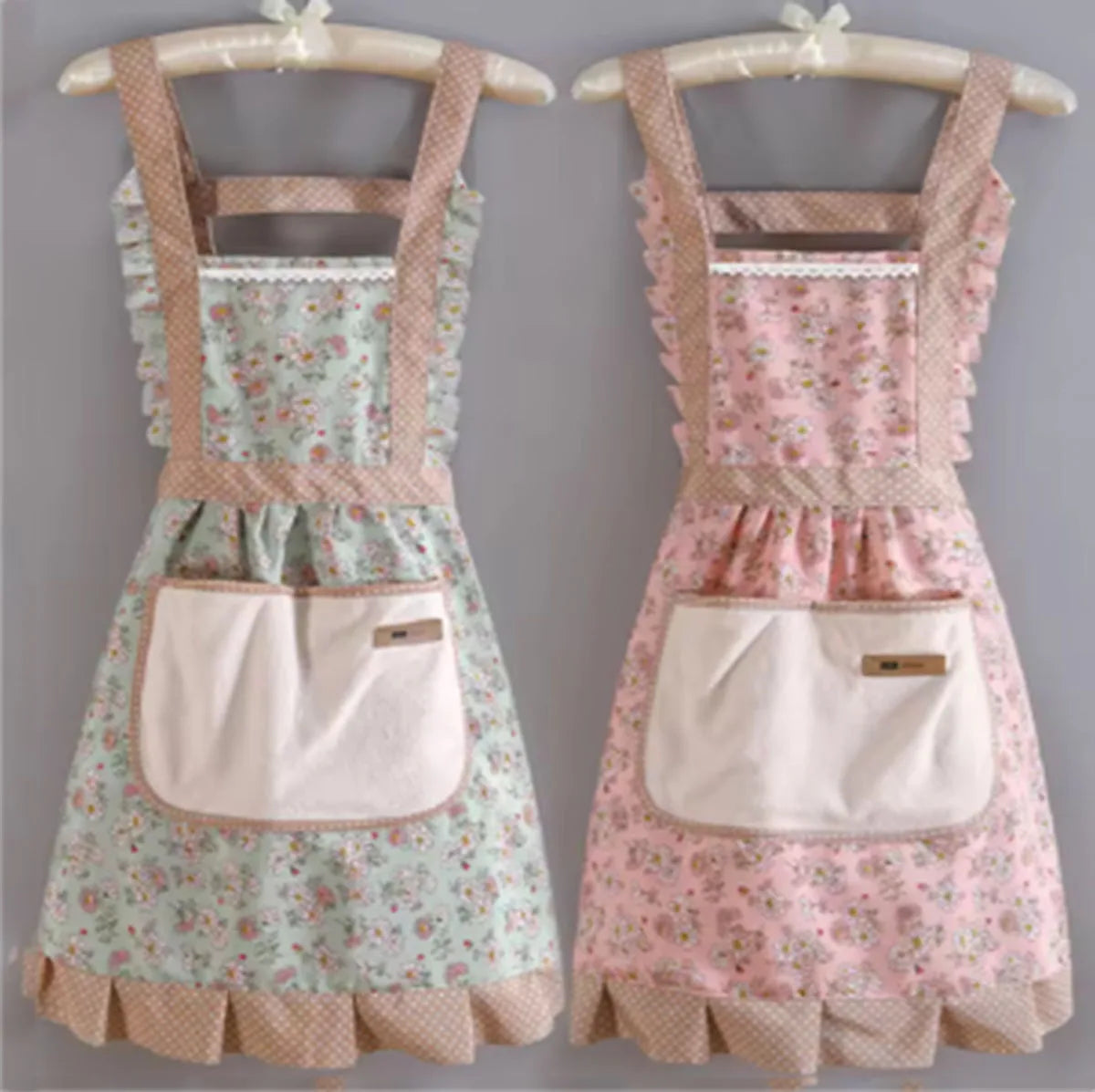 1PC Lovely Canvas Apron Female Household Kitchen Cooking Antifouling Breathable Wear Cleaning Suitable