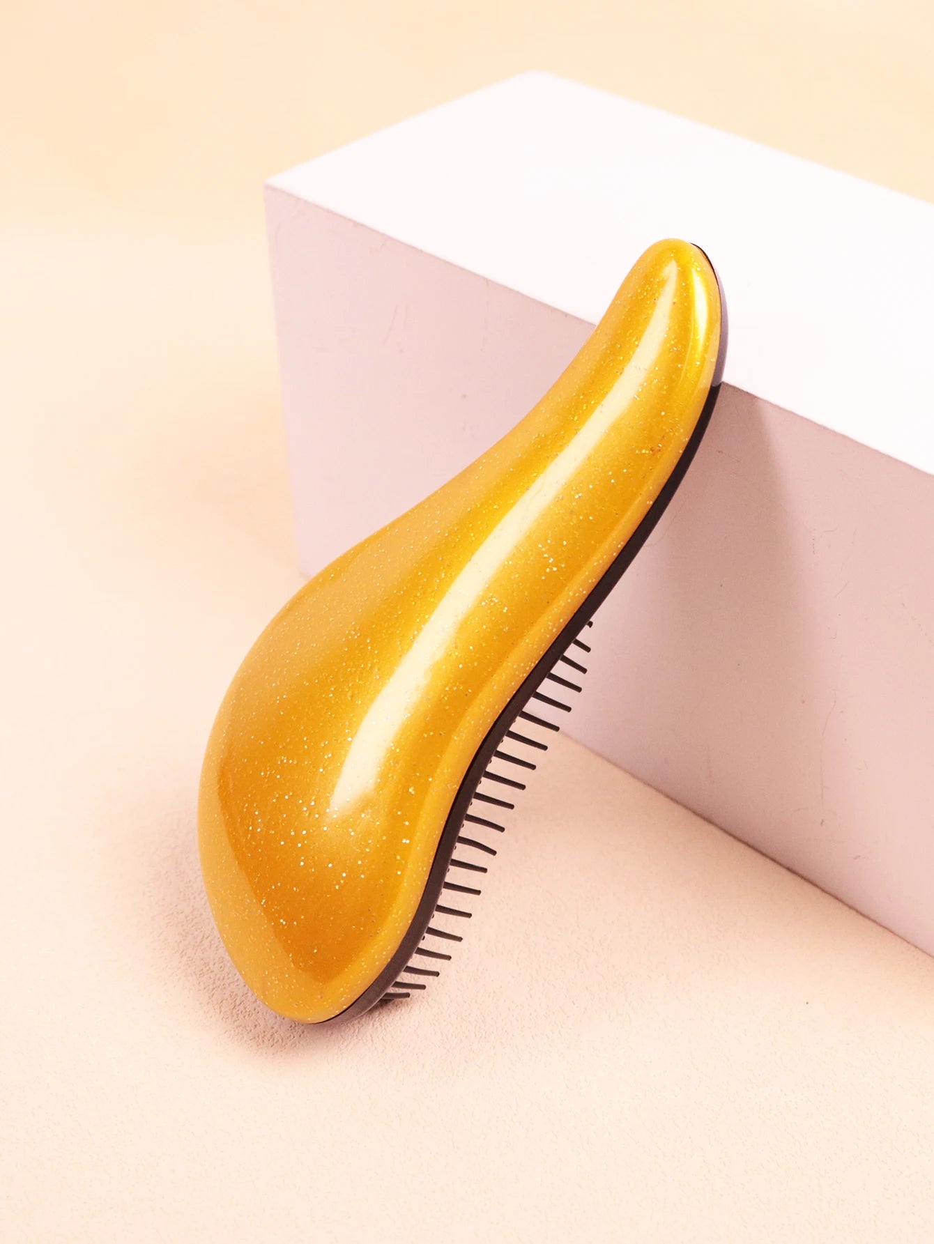 1Pc Detangling Hair Brush for Women and Men，Detangler Brush for Natural, Wet or Dry Hair，Special for real hair wigs