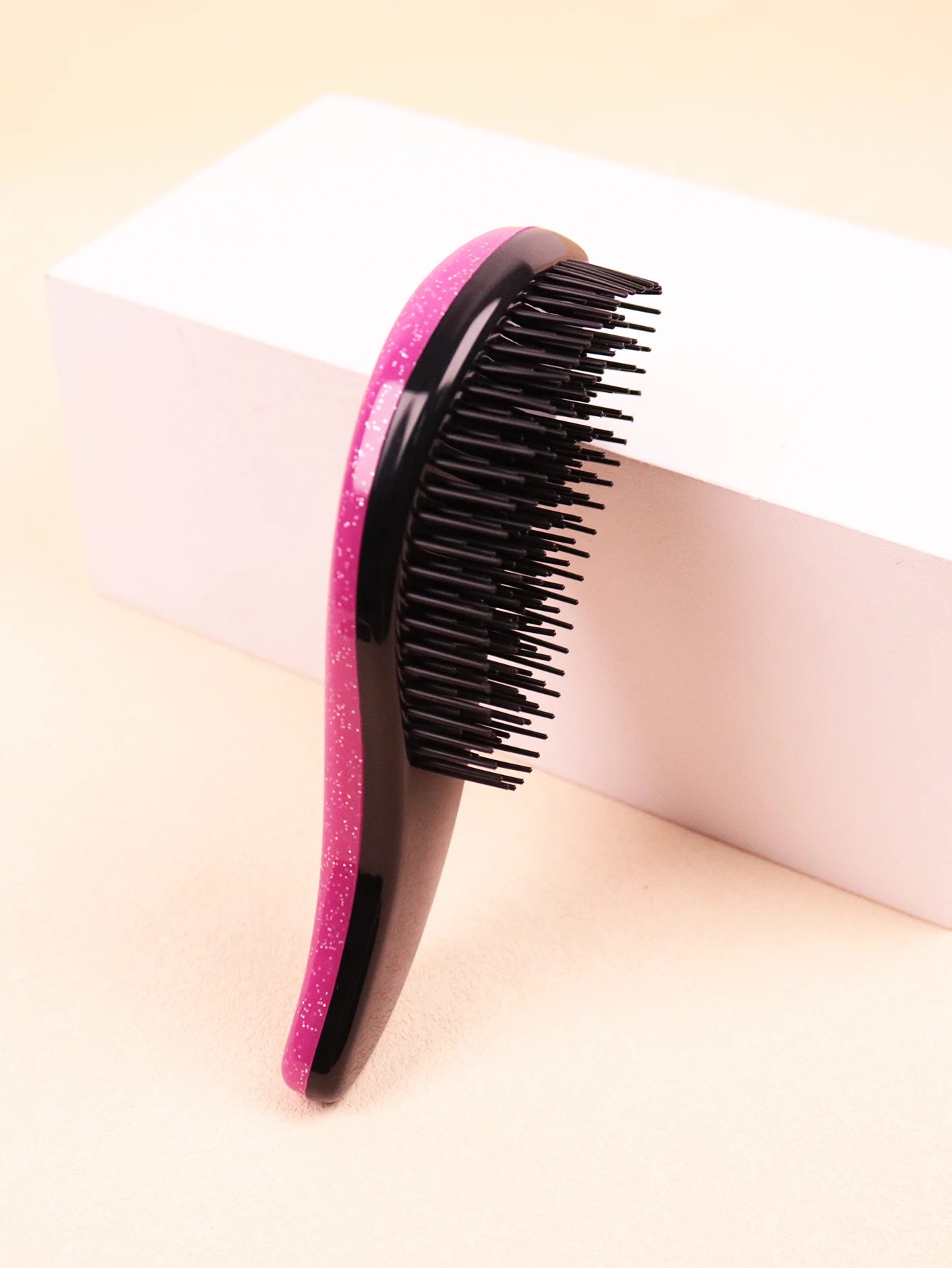 1Pc Detangling Hair Brush for Women and Men，Detangler Brush for Natural, Wet or Dry Hair，Special for real hair wigs